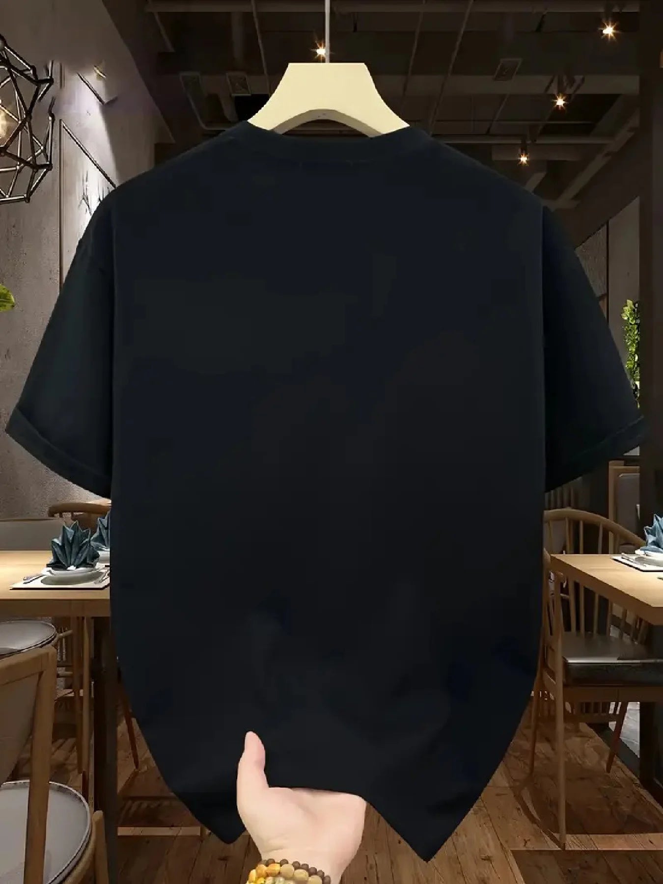 Short sleeved T-shirt top