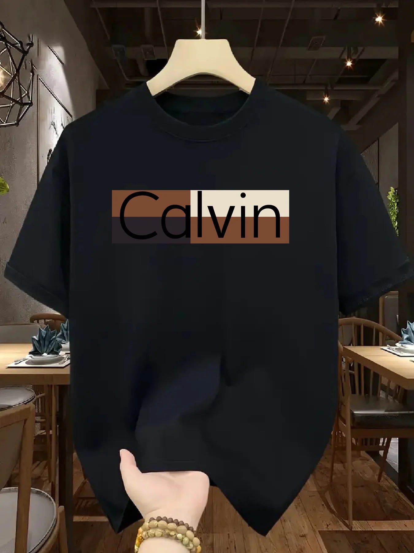 Short sleeved T-shirt top